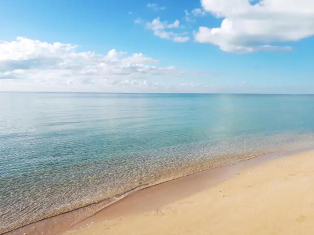 Private And Peaceful Cottage At The Beach Нассау Екстер'єр фото